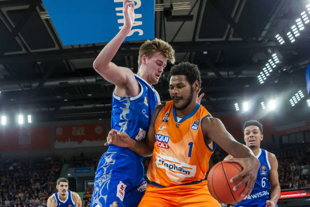 功不仅为中 功不仅为中